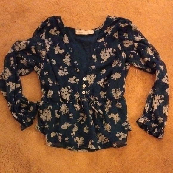 Abercrombie & Fitch Tops - ABERCROMBIE & FITCH- Polyester Blue Floral Blouse Size S